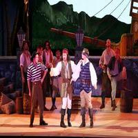 STAGE TUBE: Hunter Foster, Kathy Fitzgerald, and More in PIRATES! at the Muny- Highli Video