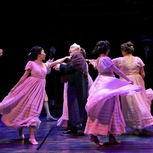 Review: North Shore Music Theatre Makes Magic Once Again With A CHRISTMAS CAROL: A MU Photo