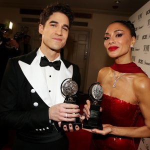 Photos: Backstage with the 2025 Tony Awards Winners Photo