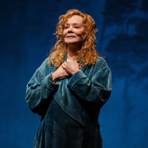 Review Roundup: CALL ME IZZY is Now Playing on Broadway